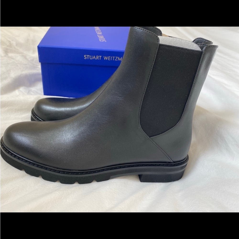 NIB Stuart Weitzman Dylan Chelsea Leather Black Boots